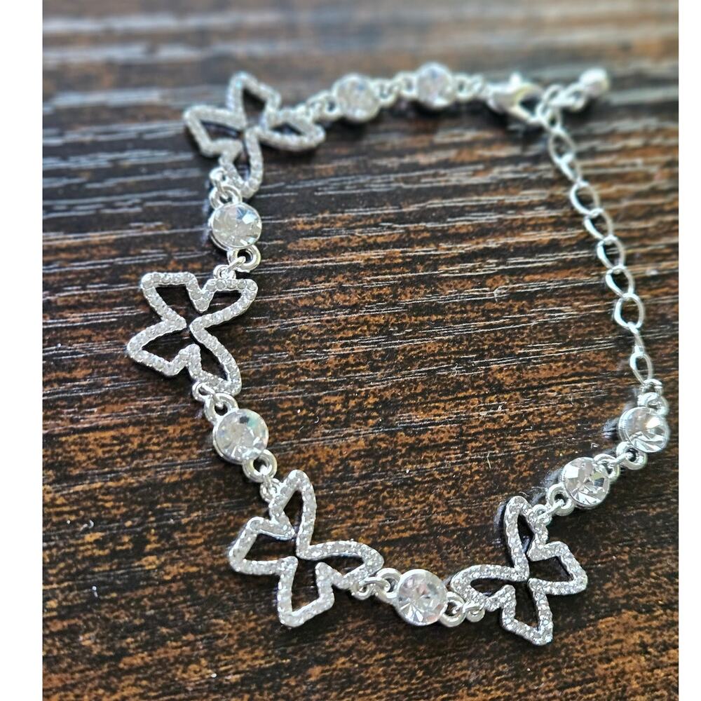 Boutique Twinkling Rhinestone Inlaid Silver-Tone Mixed Metal Butterfly Bracelet